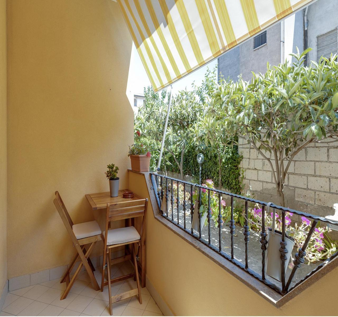 Appartamento Casa Vostra Bosa Exteriör bild